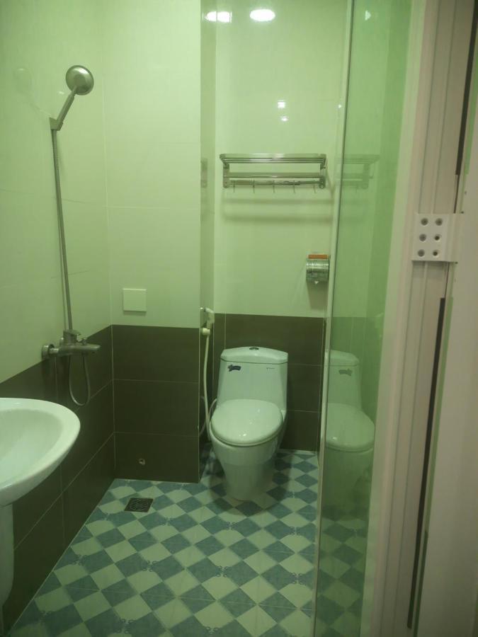 Khach San Kim Hung 2 Hotell Bac Lieu Exteriör bild
