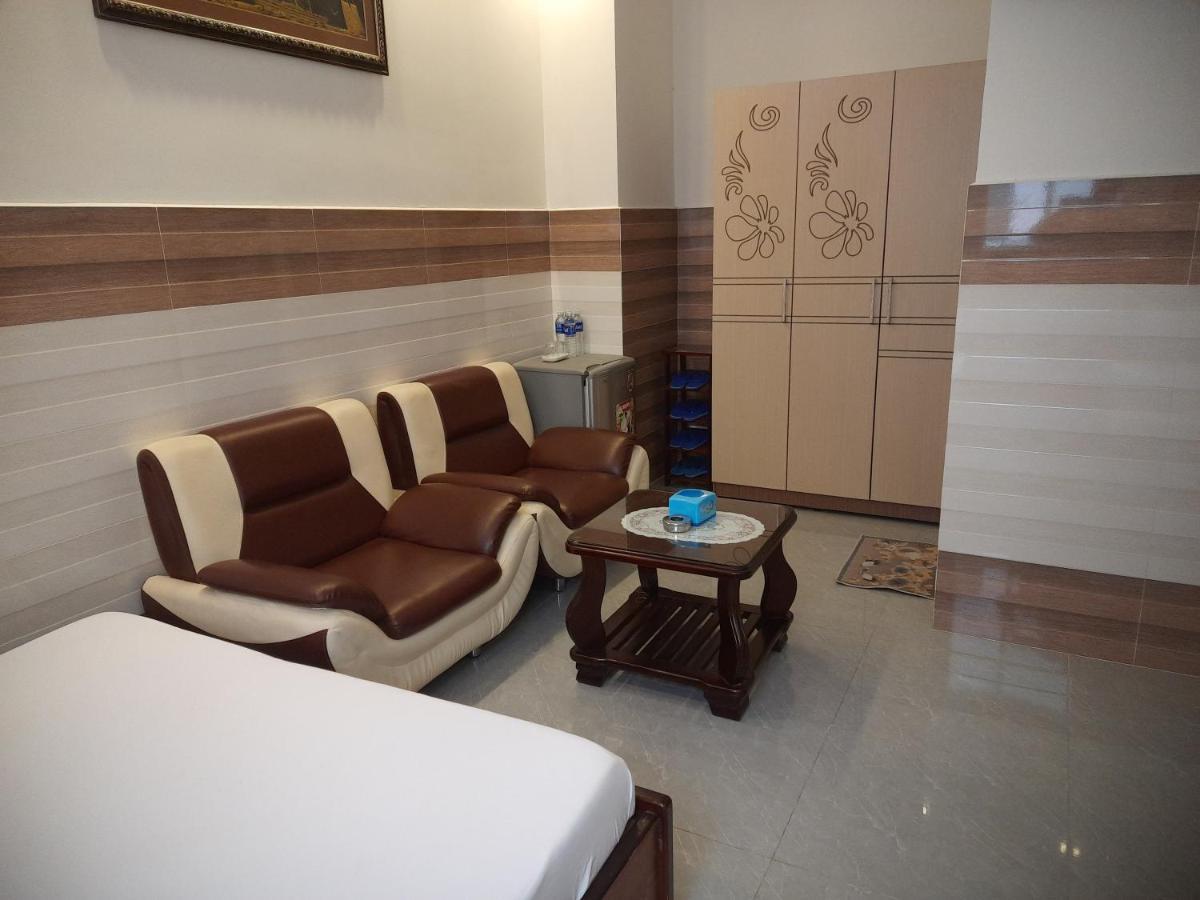 Khach San Kim Hung 2 Hotell Bac Lieu Exteriör bild